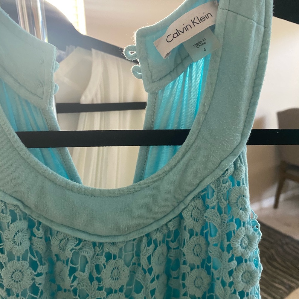 Dress - Picture 3 of 4